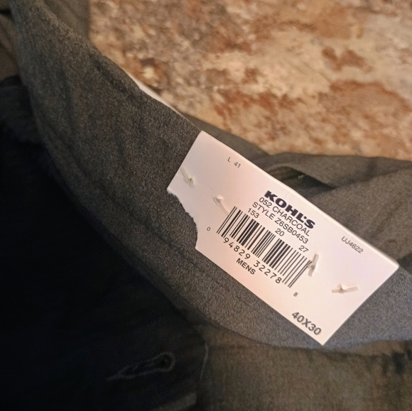Apt. 9 Men's Gray Slacks 40x30 Nwt - Picture 6 of 9